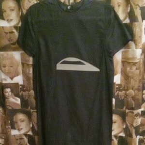 Chic Black Dress with Gray Geometric Design